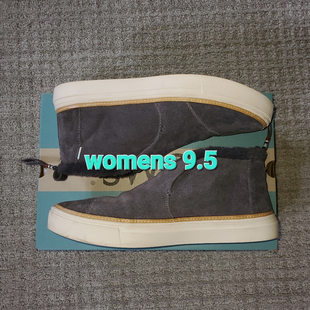 Tom's Slip on Suede Booties with faux fur women's 9.5